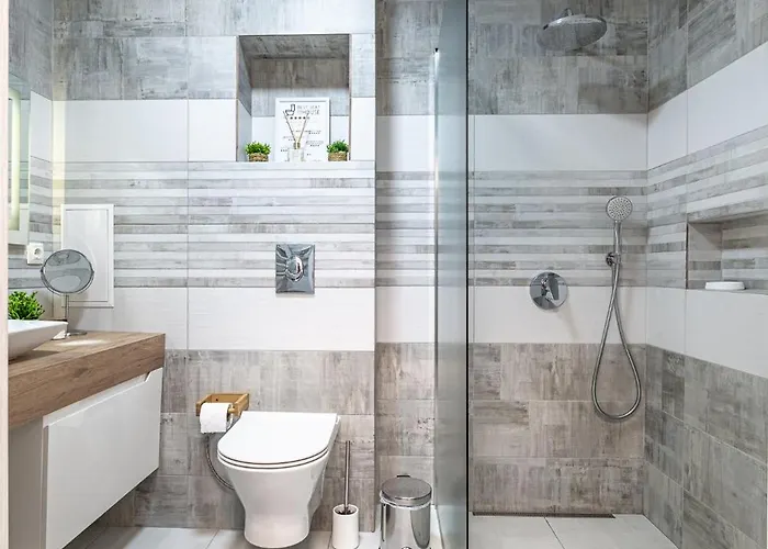 Апартаменты Boutique 1 Bedroom With Private Parking And Port View