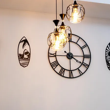 Boutique 1 Bedroom With Private Parking And Port View Apartment