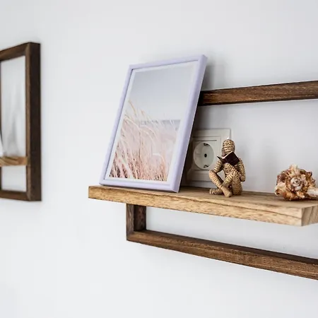 Boutique 1 Bedroom With Private Parking And Port View Appartamento