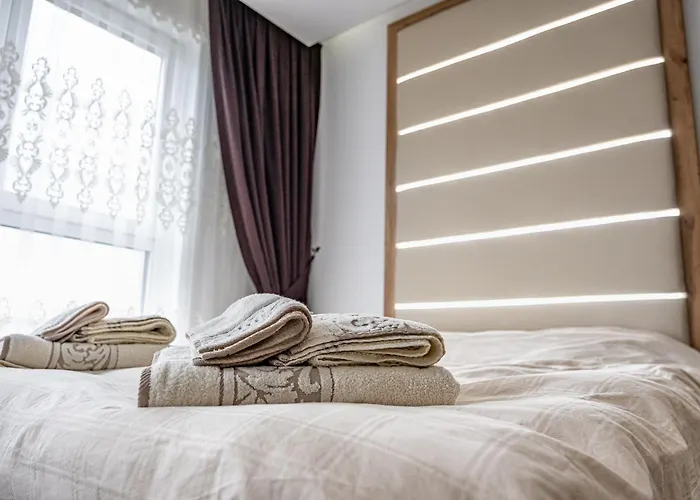 Boutique 1 Bedroom With Private Parking And Port View Varna